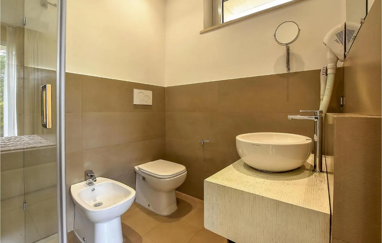 4 Bedroom Cozy Home In Mascalucia Holiday home