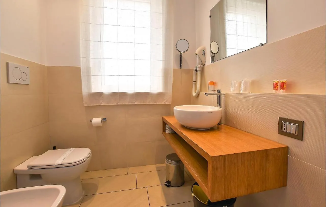 Holiday home 4 Bedroom Cozy Home In Mascalucia Italy
